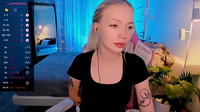 AnyaTaylor  online show from 05/24/26, 02:11