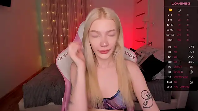 AnyaTaylor  online show from 02/08/26, 02:20