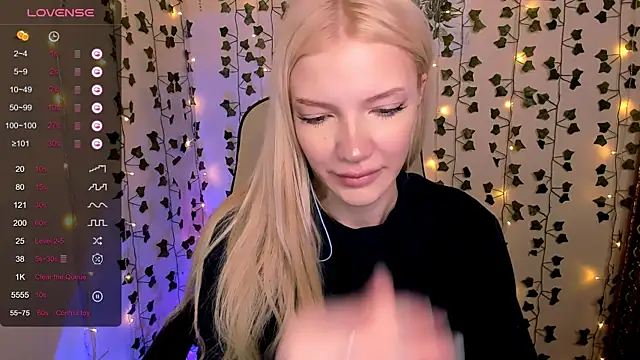 AnyaTaylor  online show from 02/17/26, 02:20