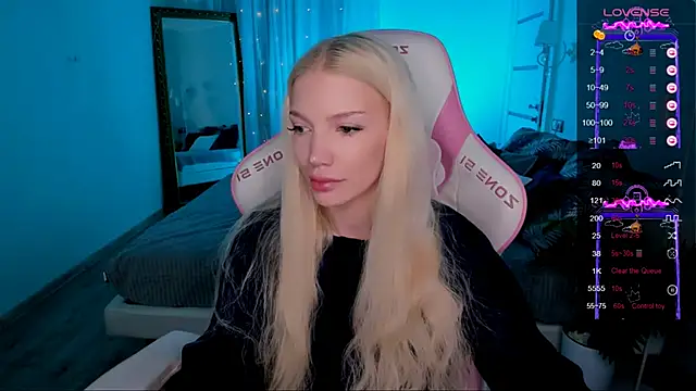 AnyaTaylor  online show from 05/21/26, 02:20