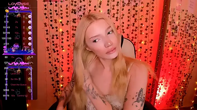 AnyaTaylor  online show from 03/17/26, 02:14