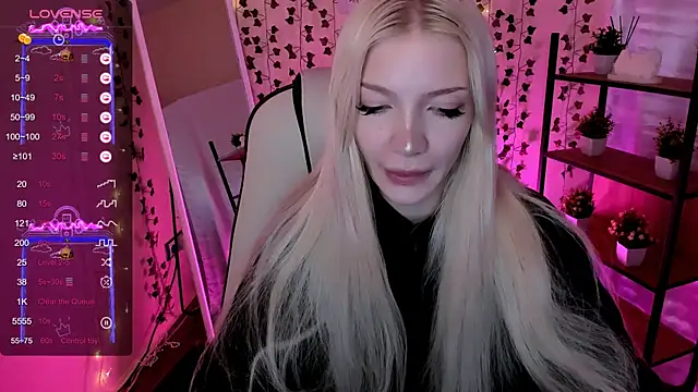 AnyaTaylor  online show from 05/26/26, 02:20