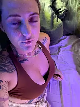 OdetteDelane online show from 11/05/25, 09:34