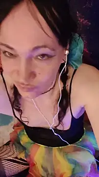 Tselka online show from 11/17/25, 10:25