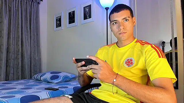 TeamPorn 19 online show from 11/20/25, 03:40