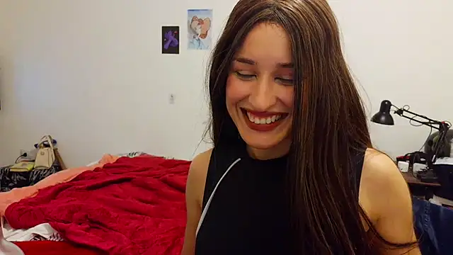 Snapshot of kendrafarq chatting on 06/01/26, 02:56 kendrafarq online show from 06/01/26, 02:56