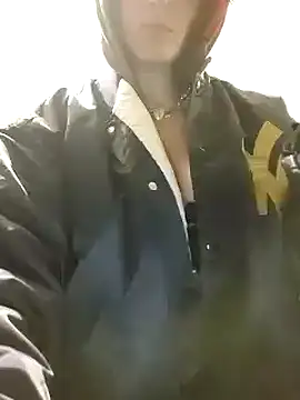 kendrafarq online show from 09/20/25, 07:35