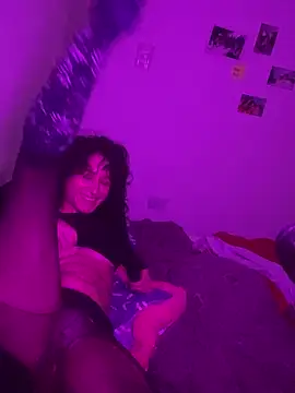 kendrafarq online show from 04/24/26, 06:15