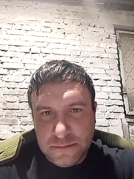 Snapshot of Ivandovxxxl_1010 chatting on 01/19/26, 03:54 Ivandovxxxl 1010 online show from 01/19/26, 03:54