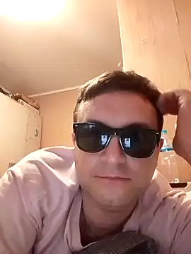 Ivandovxxxl 1010 online show from 10/11/25, 01:45