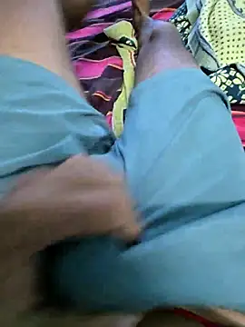 Snapshot of telugu_virigin_hot chatting on 10/14/25, 01:39 telugu virigin hot online show from 10/14/25, 01:39