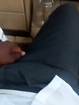 Snapshot of shebeshid chatting on 03/17/26, 03:59 shebeshid online show from 03/17/26, 03:59