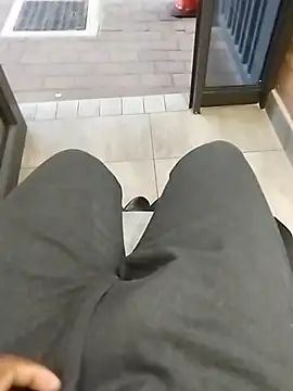 Snapshot of shebeshid chatting on 03/21/26, 04:35 shebeshid online show from 03/21/26, 04:35