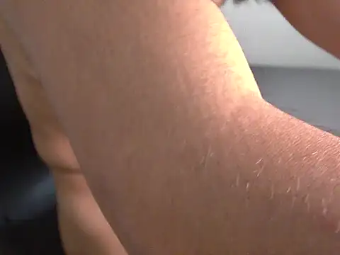 Dollarhot30 online show from 12/02/25, 01:28