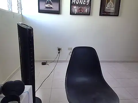 Dollarhot30 online show from 09/10/25, 07:35