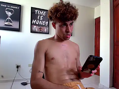 Dollarhot30 online show from 02/13/26, 07:36