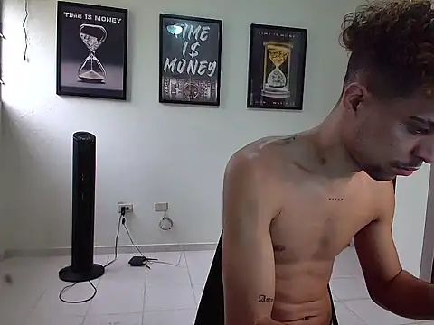 Dollarhot30 online show from 02/25/26, 12:27