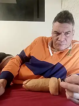 twitshe online show from 11/10/25, 11:32