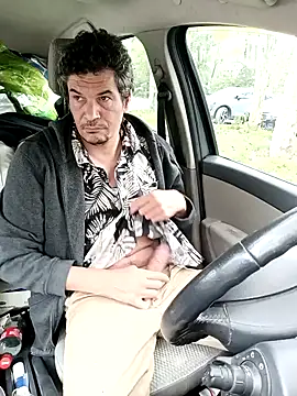 twitshe online show from 10/13/25, 12:51