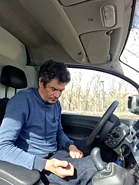 twitshe online show from 02/23/26, 11:11