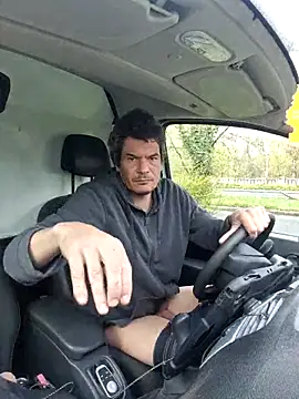 twitshe online show from 03/10/26, 11:03