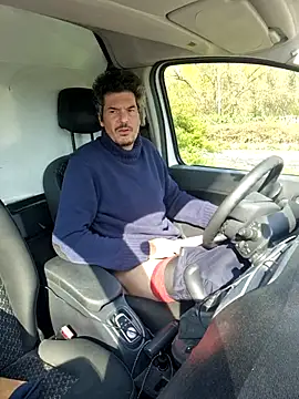 twitshe online show from 03/24/26, 09:09