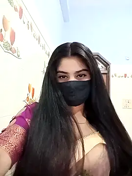 Hot-Soniya733 online show from 02/28/26, 04:06