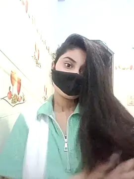 Hot-Soniya733 online show from 12/02/25, 08:21