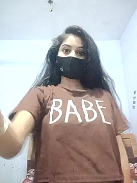 Snapshot of Hot-Soniya733 chatting on 10/29/25, 05:45 Hot-Soniya733 online show from 10/29/25, 05:45