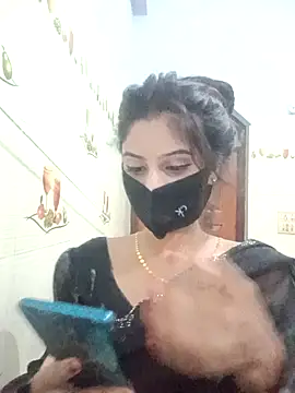 Hot-Soniya733 online show from 11/05/25, 07:28