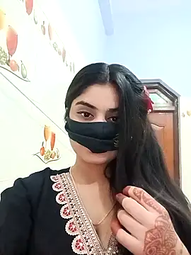 Hot-Soniya733 online show from 02/17/26, 07:55