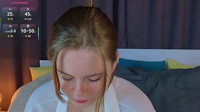 JulietteRain online show from 11/03/25, 05:16