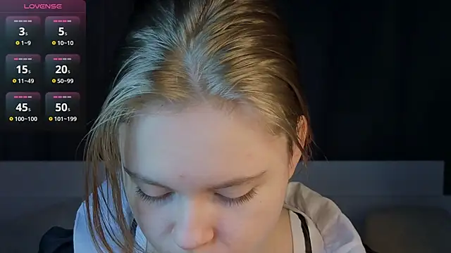 JulietteRain online show from 12/19/25, 06:32