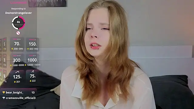 Snapshot of JulietteRain chatting on 07/10/26, 07:47 JulietteRain online show from 07/10/26, 07:47