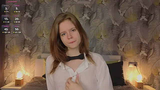 Snapshot of JulietteRain chatting on 10/17/25, 03:47 JulietteRain online show from 10/17/25, 03:47