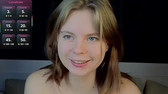 JulietteRain online show from 12/14/25, 05:40