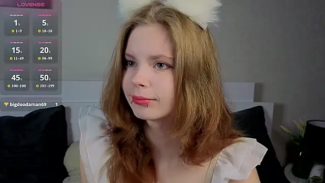 Snapshot of JulietteRain chatting on 06/27/26, 08:04 JulietteRain online show from 06/27/26, 08:04