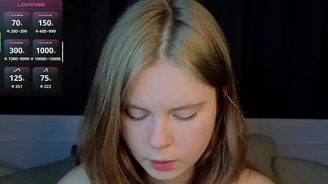 JulietteRain online show from 12/13/25, 08:04