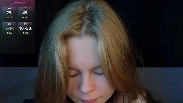 JulietteRain online show from 12/20/25, 05:38