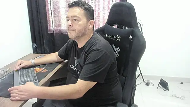 massimo dannger online show from 10/16/25, 03:20