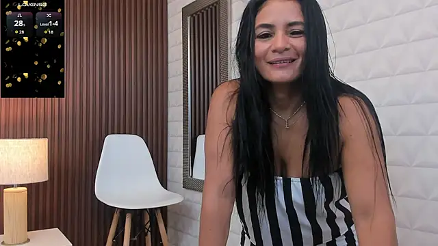 Mommy Naughty online show from 04/23/26, 10:55