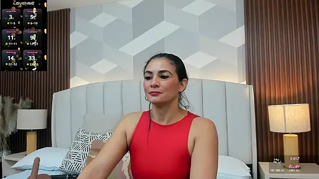 Mommy Naughty online show from 02/11/26, 11:21