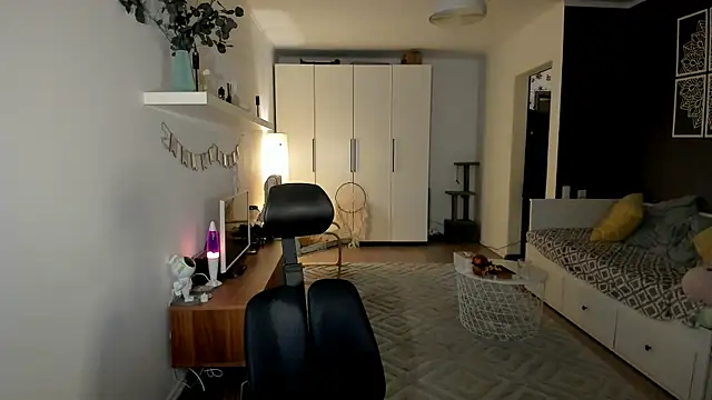 Bear Beer130 online show from 10/13/25, 04:30