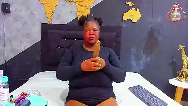 Maiam  Rossi online show from 10/19/25, 12:30