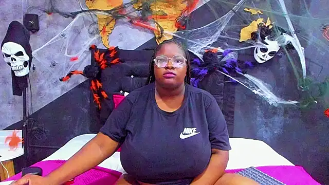 Maiam  Rossi online show from 11/07/25, 01:37