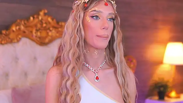 EllieRedd online show from 10/31/25, 11:29