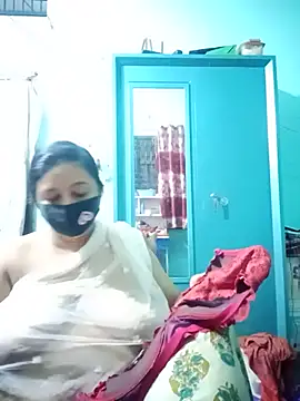 Snapshot of jenyfer709 chatting on 07/13/26, 03:22 jenyfer709 online show from 07/13/26, 03:22
