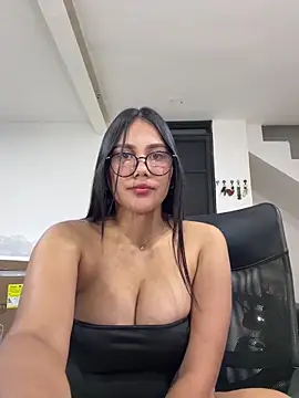Snapshot of burbuja02 chatting on 04/20/26, 11:39 burbuja02 online show from 04/20/26, 11:39