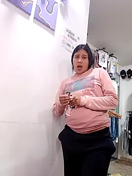 Snapshot of burbuja02 chatting on 01/07/26, 02:44 burbuja02 online show from 01/07/26, 02:44