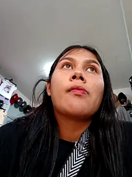 Snapshot of burbuja02 chatting on 02/05/26, 07:32 burbuja02 online show from 02/05/26, 07:32